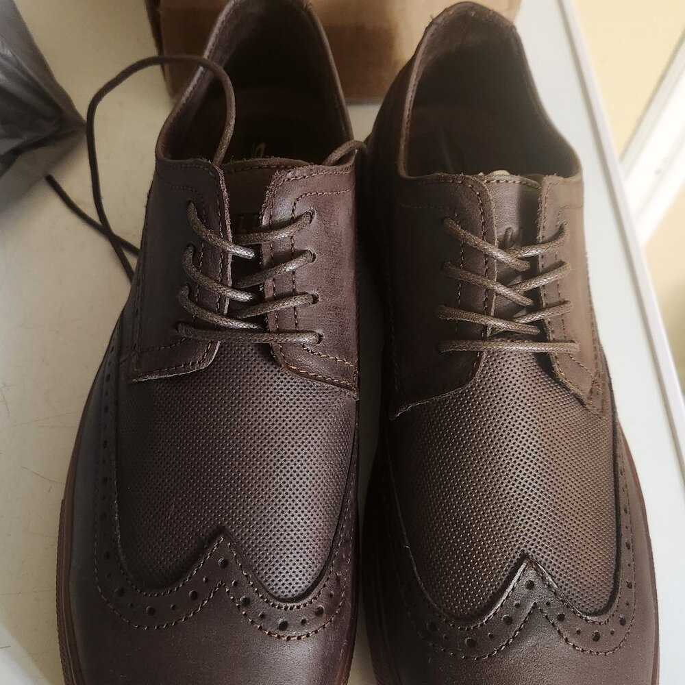 Mens 8.5 shoes